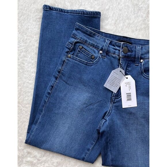 NWT Universal Standard Bae Boyfriend Crop Denim 
in True Blue, Size 00 - Picture 6 of 15